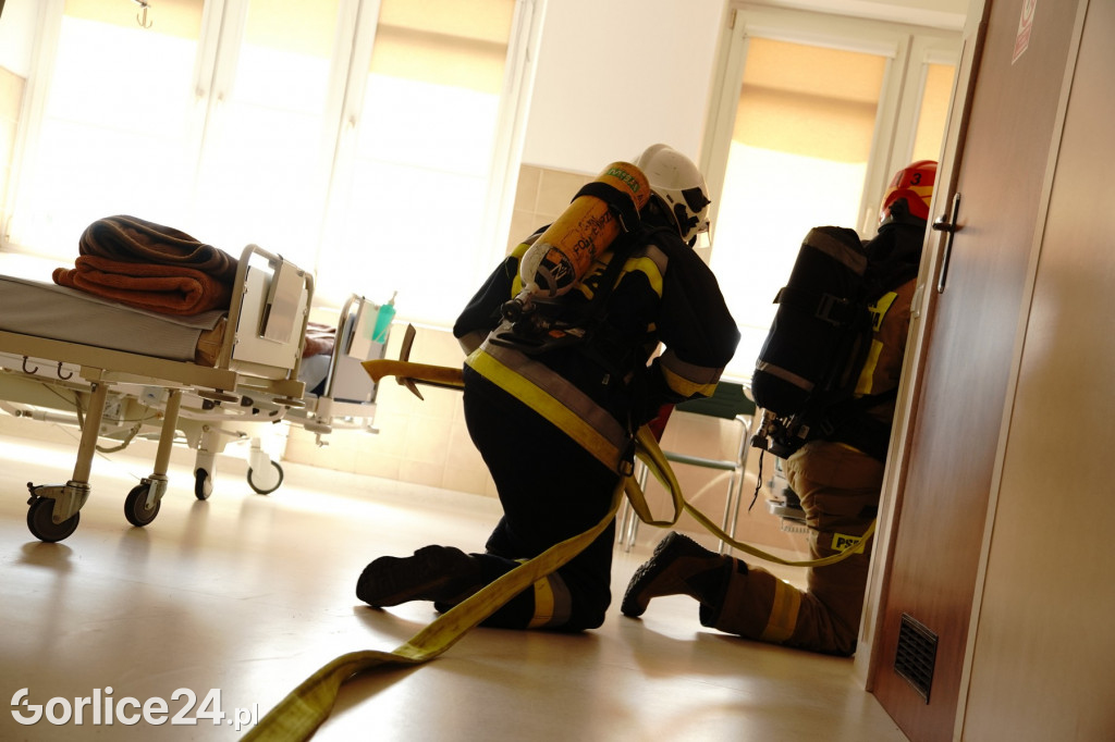Ćwiczenia strażaków w szpitalu 30.06.2022