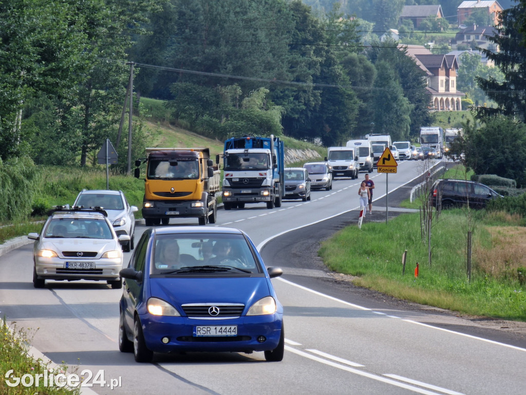 Kolizja w Ropie - DK28 zablokowana 03.08.
