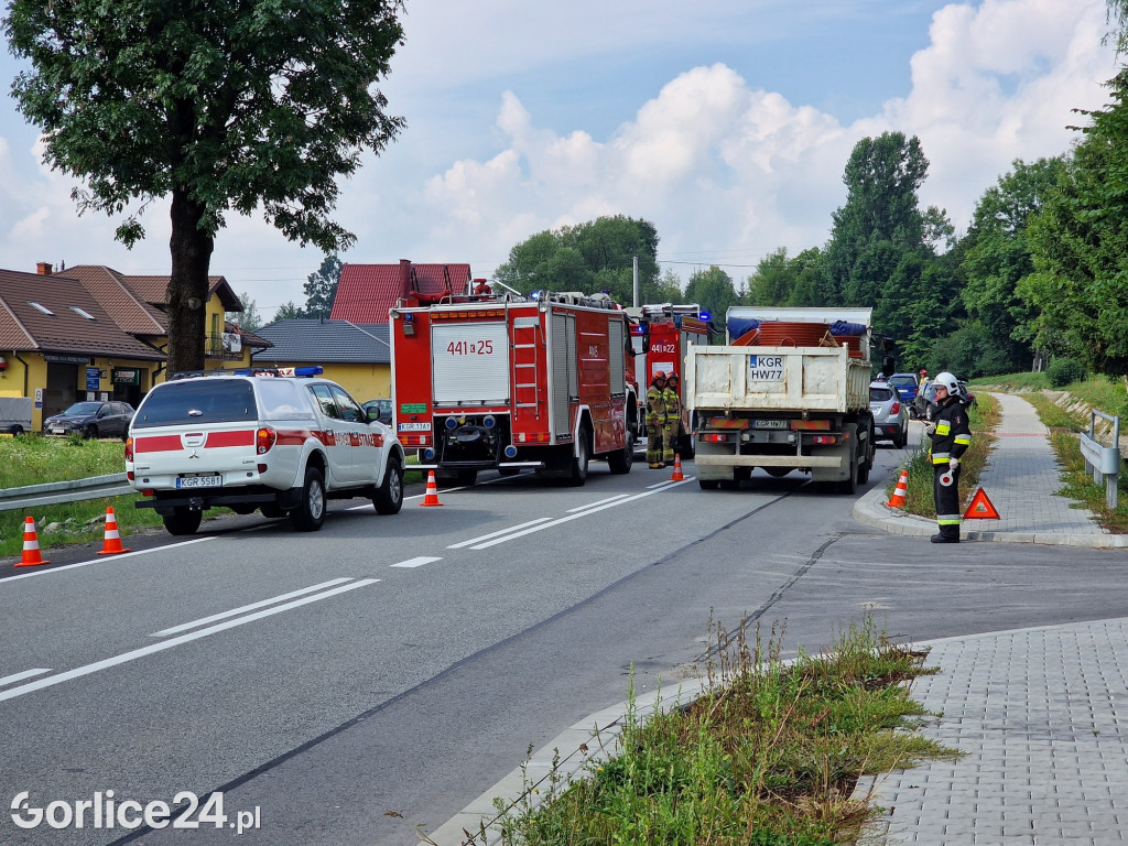 Kolizja w Ropie - DK28 zablokowana 03.08.