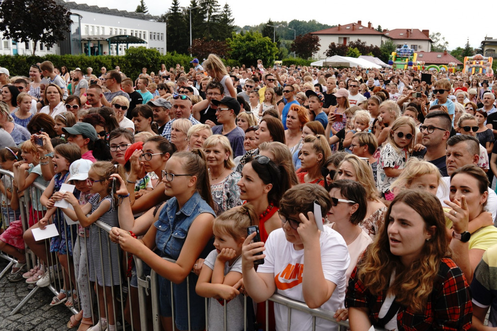 Tłumy na festynie w parafii św. Jadwigi Królowej