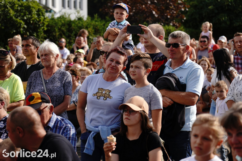 Tłumy na festynie w parafii św. Jadwigi Królowej