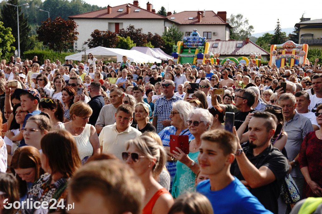 Tłumy na festynie w parafii św. Jadwigi Królowej