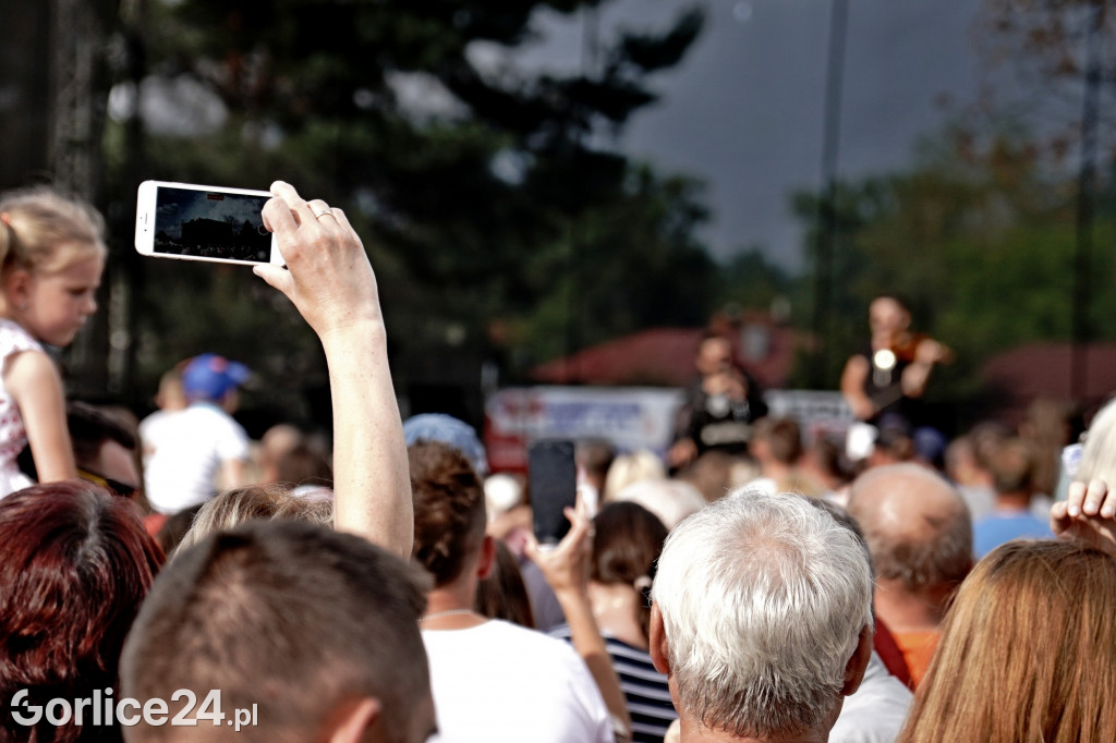 Tłumy na festynie w parafii św. Jadwigi Królowej