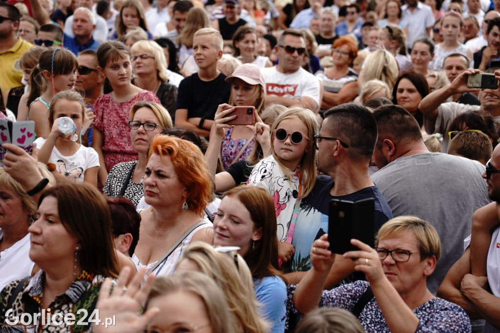 Tłumy na festynie w parafii św. Jadwigi Królowej