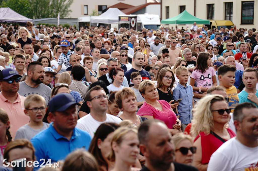 Tłumy na festynie w parafii św. Jadwigi Królowej