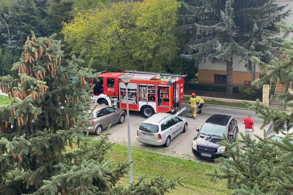 Nowy próg zwalniający na ul. Broniewskiego