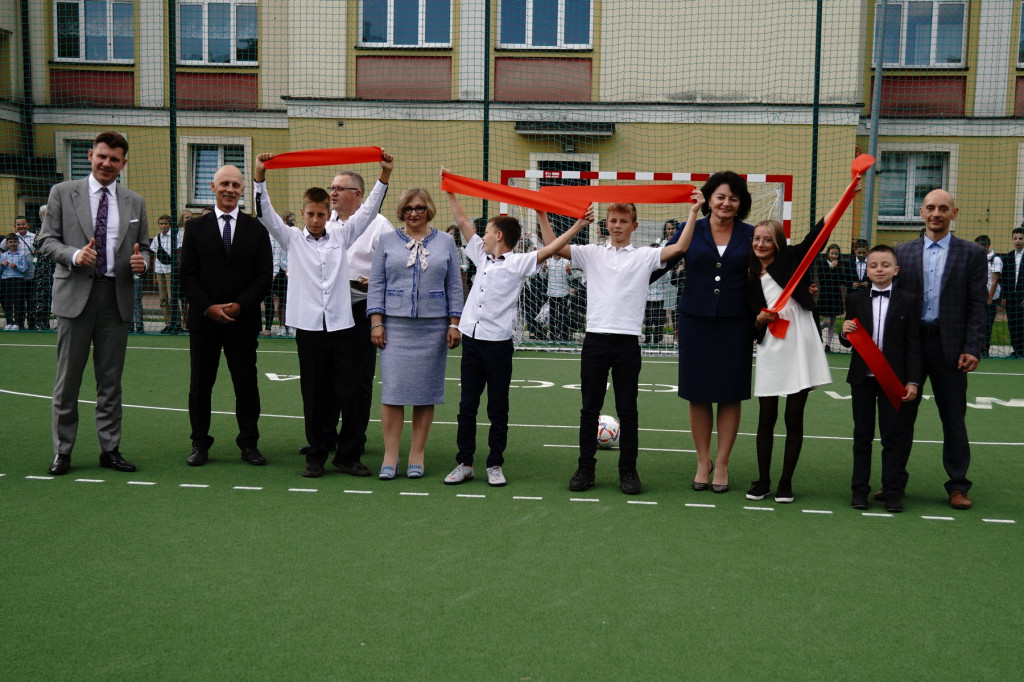 Otwarcie boiska przy MZS nr 4 w Gorlicach 01.09.