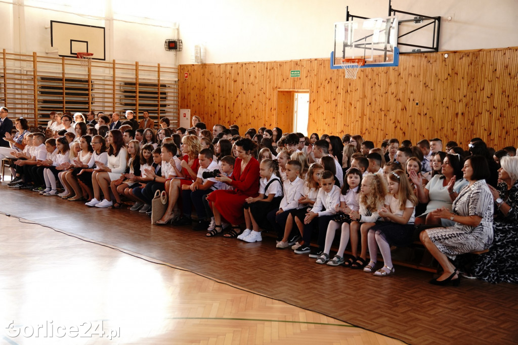 Otwarcie boiska przy MZS nr 4 w Gorlicach 01.09.