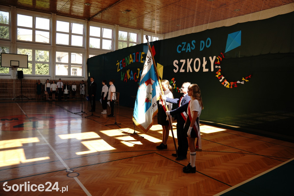 Otwarcie boiska przy MZS nr 4 w Gorlicach 01.09.