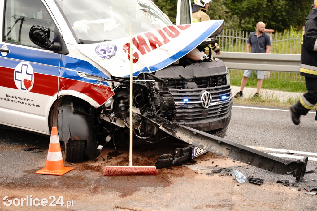 Zderzenie karetki z autem osobowym 02.09.