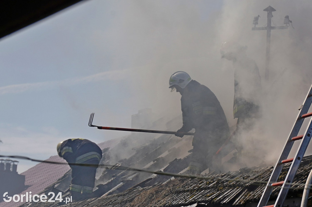 Pożar drewnianego budynku w Kobylance 04.09.