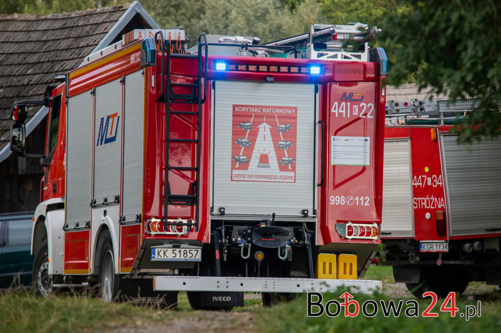 Tragedia w Stróżnej. Mężczyzna zginął w wykopie