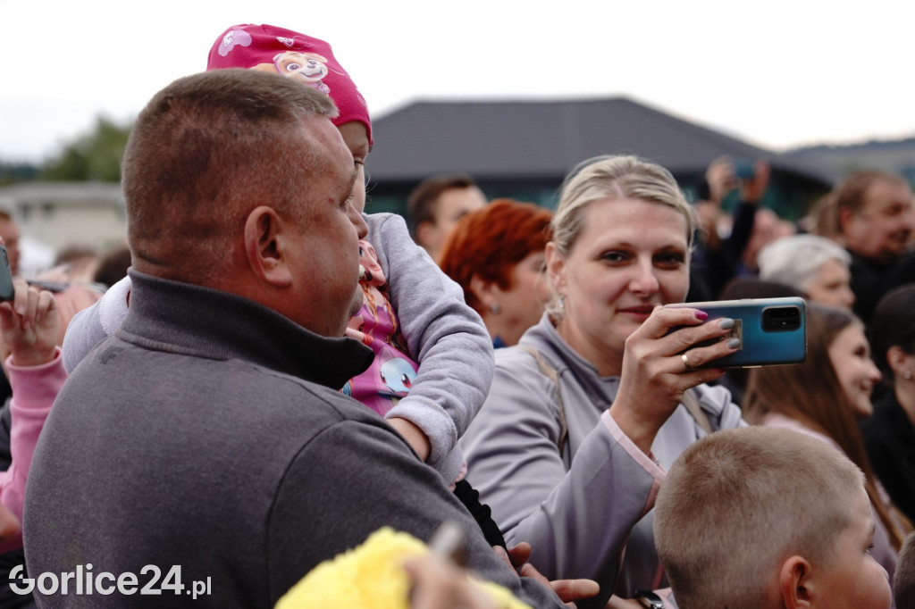 Bayer Full na pikniku rodzinnym w Bobowej