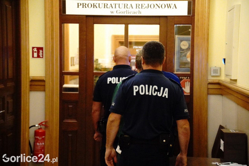 Jarosław Z. doprowadzony do gorlickiej Prokuratury