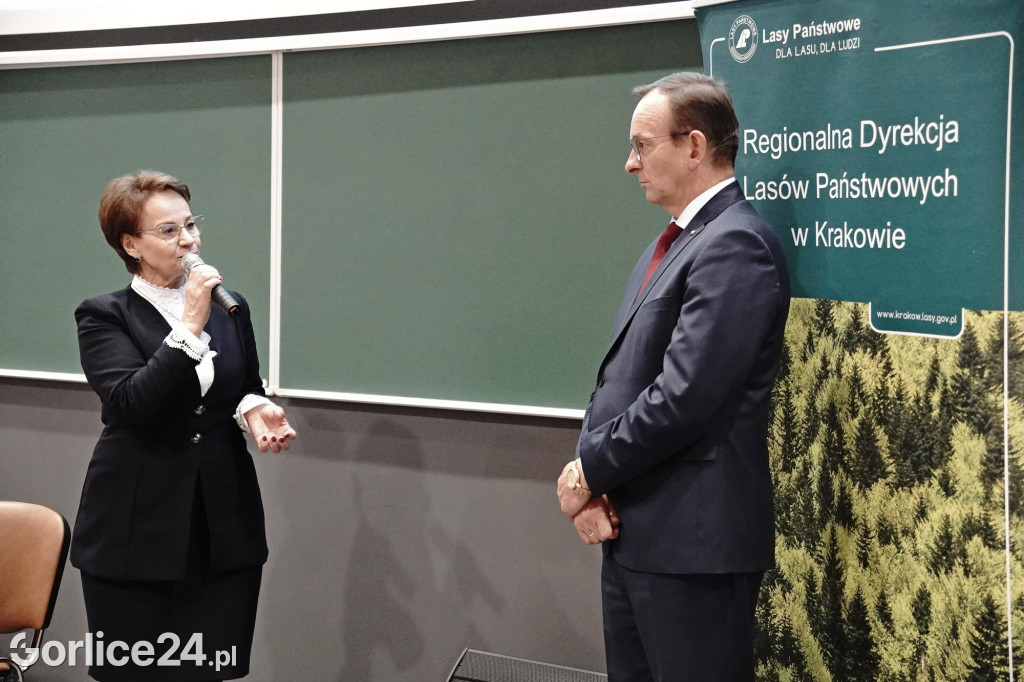 Promesy na inwestycje Powiatu i Lasów Państwowych