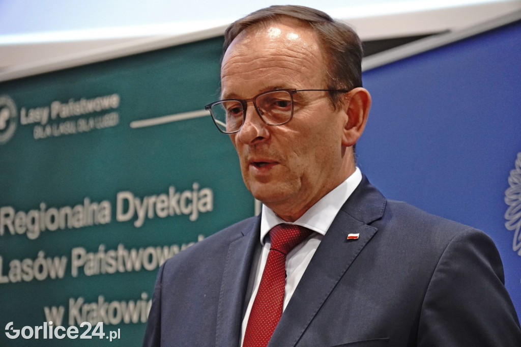 Promesy na inwestycje Powiatu i Lasów Państwowych