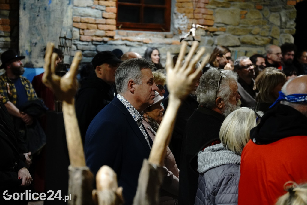 Podwójny wernisaż wystaw i koncert w Kasztelu 29.X