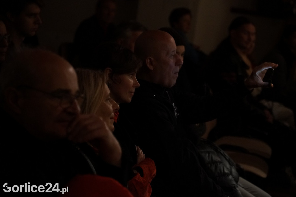 Podwójny wernisaż wystaw i koncert w Kasztelu 29.X