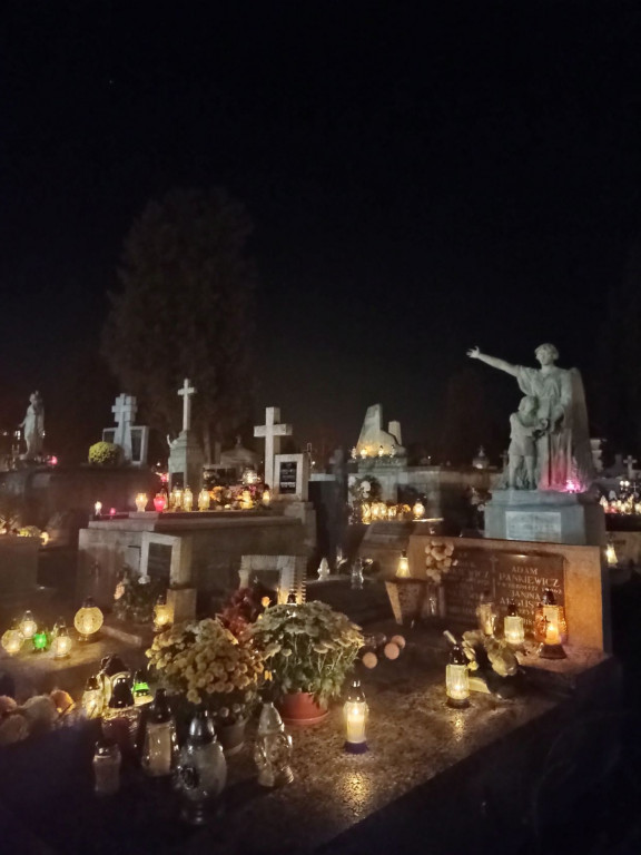 Za nami Wszystkich Świętych..