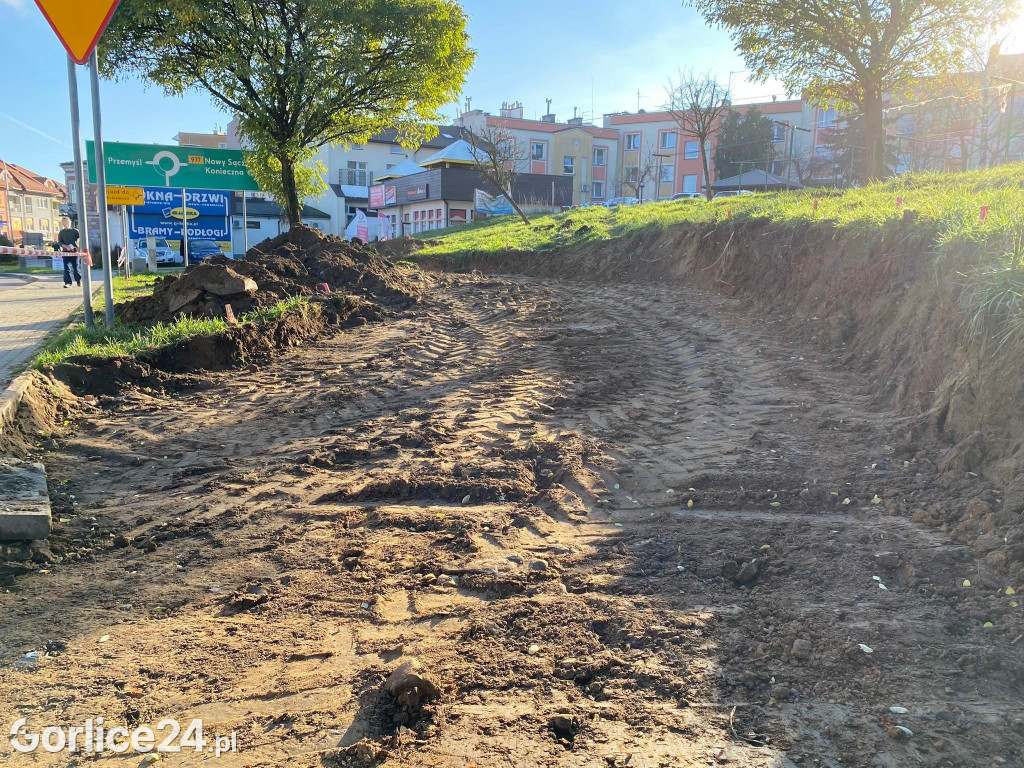 Skwer Miasta Światła - Ruszyły prace związane ze zwycięskim projektem!
