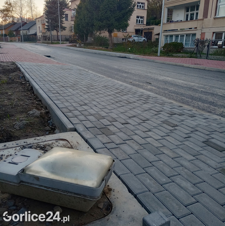 Nowa nawierzchnia asfaltowa na ulicy Blich!