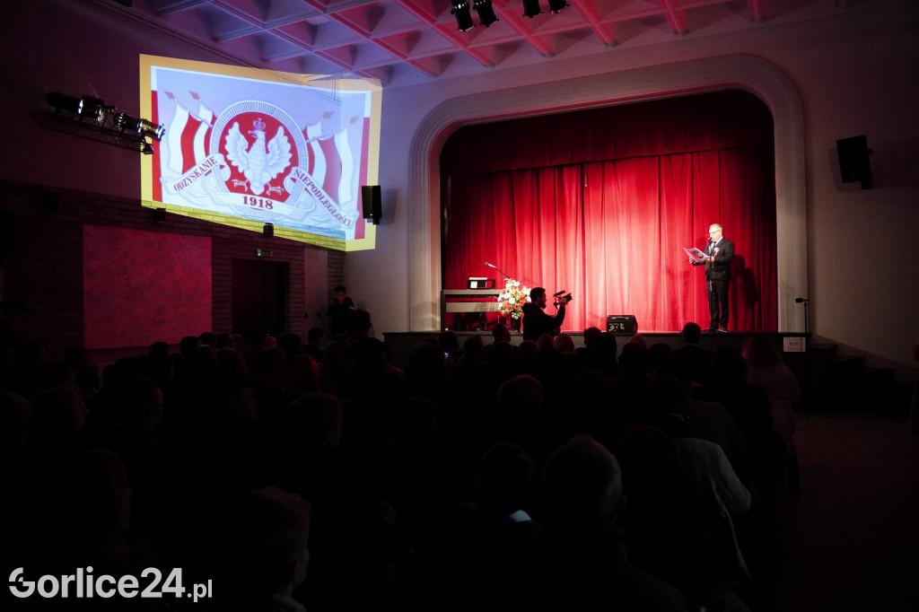 Uroczystości 11 listopada w Łużnej