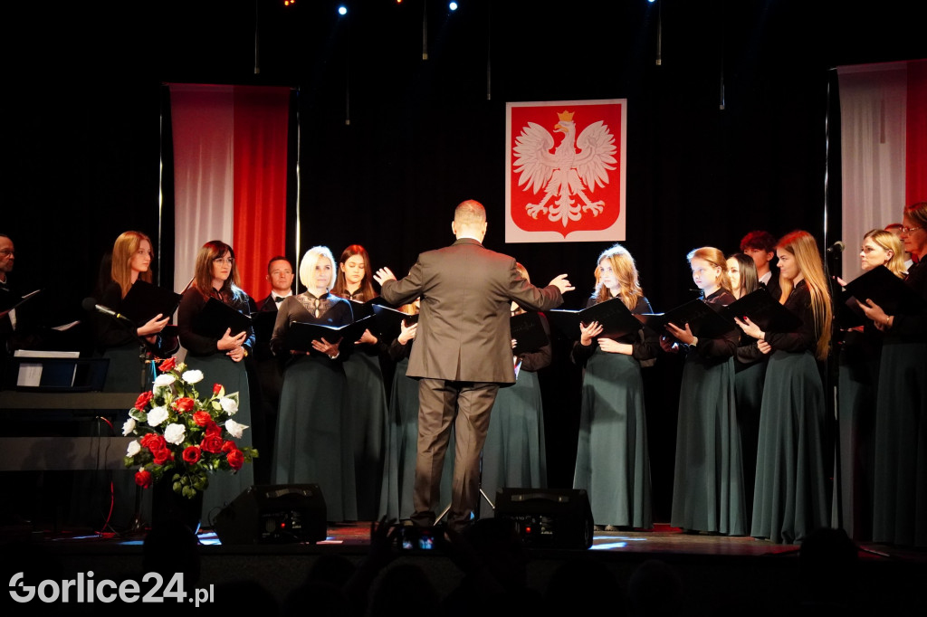 Uroczystości 11 listopada w Łużnej