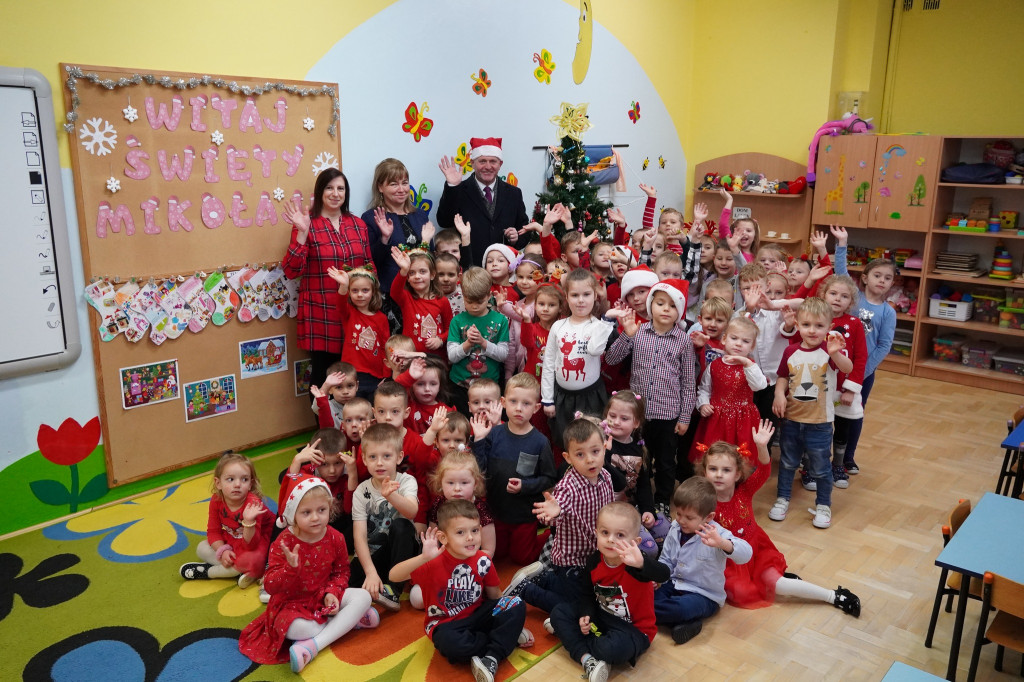 Wójt Gminy Gorlice w roli elfa św. Mikołaja!