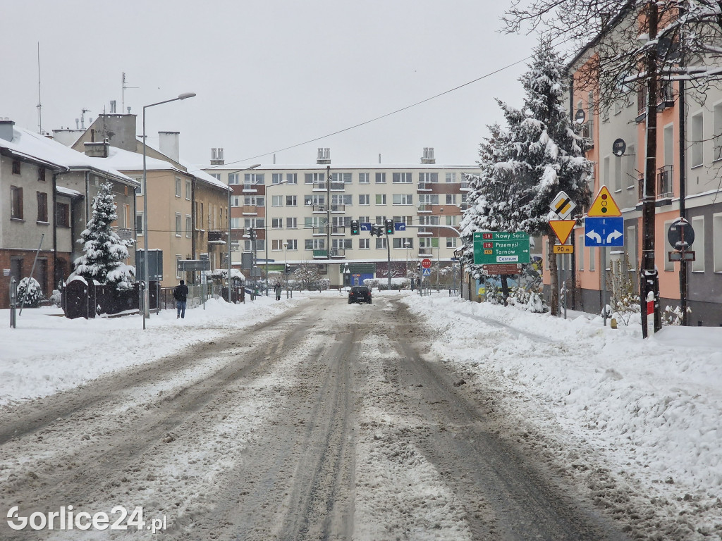Gorlice zasypane śniegiem (11.12.2022r.)