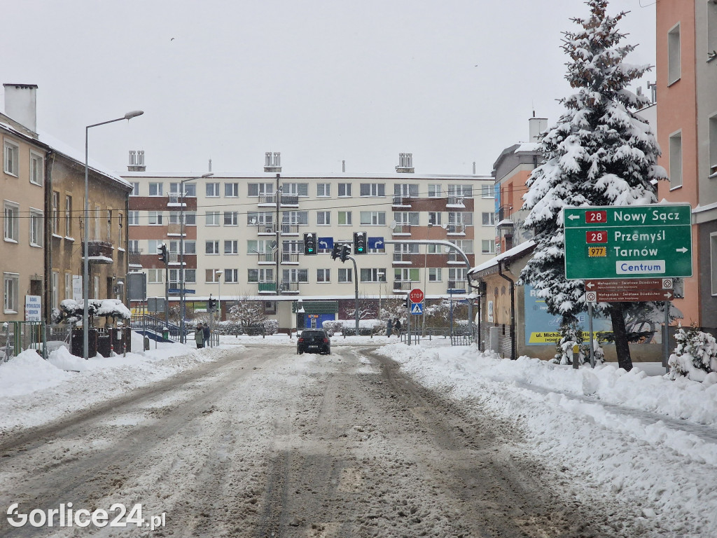Gorlice zasypane śniegiem (11.12.2022r.)
