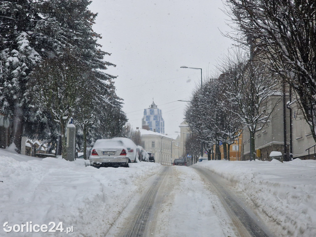 Gorlice zasypane śniegiem (11.12.2022r.)