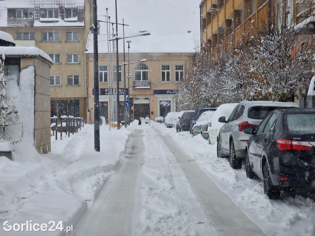 Gorlice zasypane śniegiem (11.12.2022r.)