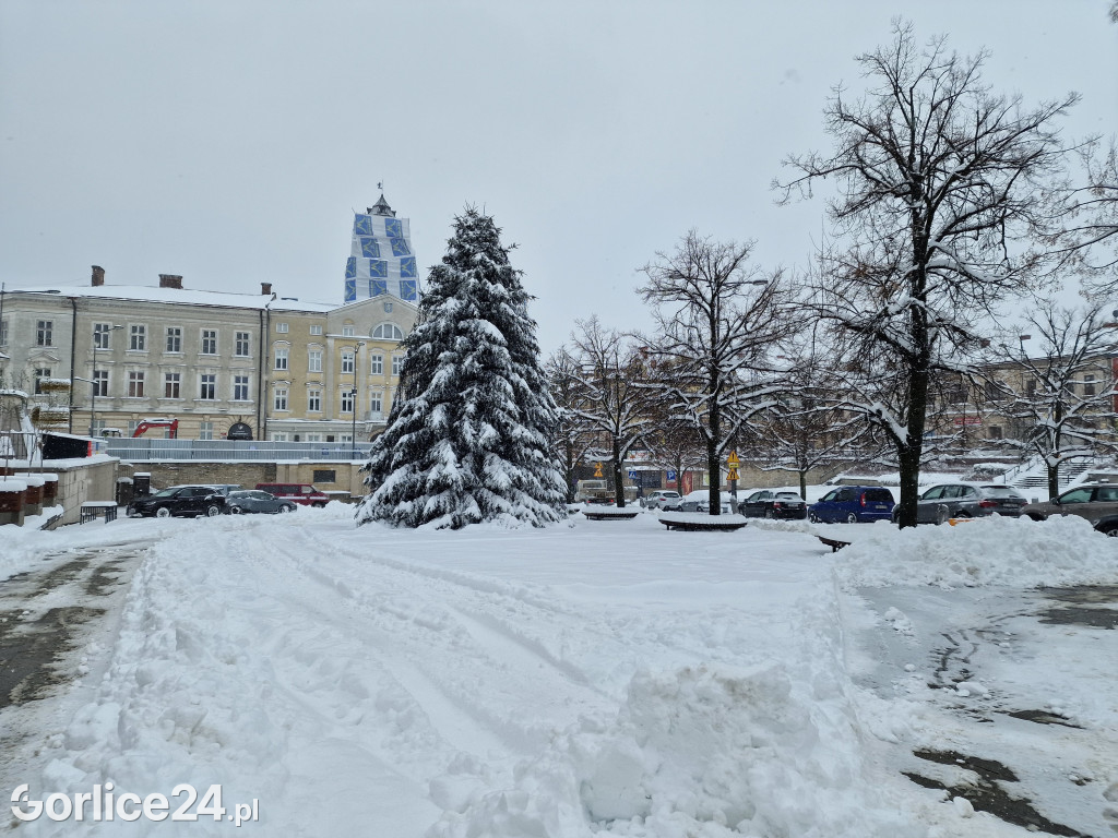 Gorlice zasypane śniegiem (11.12.2022r.)