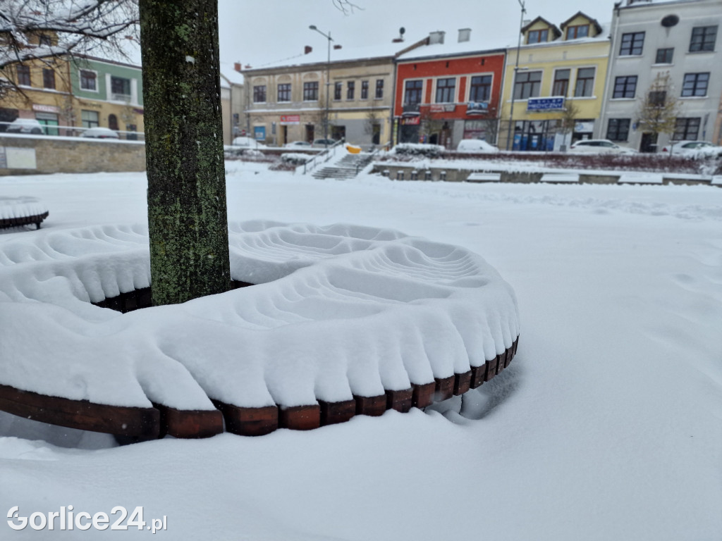 Gorlice zasypane śniegiem (11.12.2022r.)