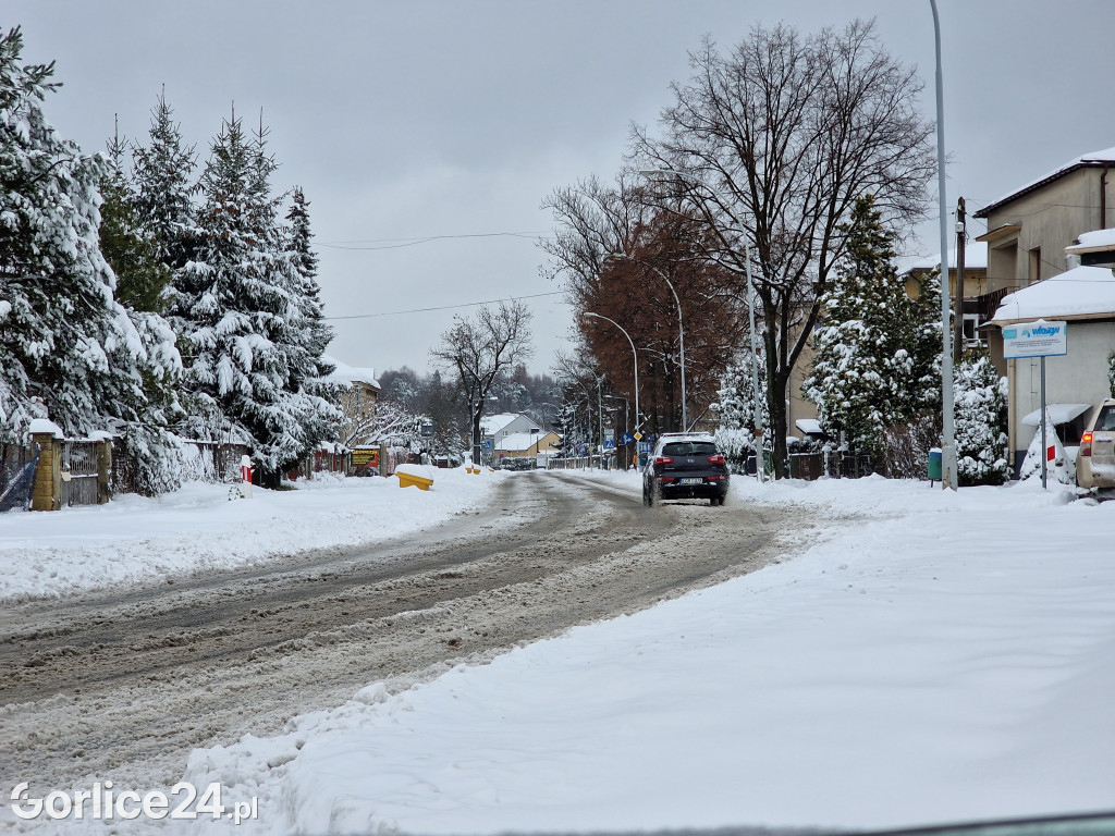 Gorlice zasypane śniegiem (11.12.2022r.)