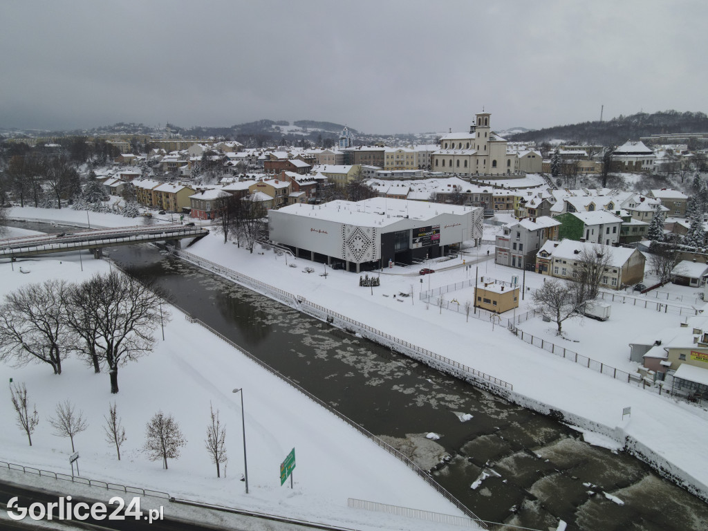 Gorlice zasypane śniegiem (11.12.2022r.)