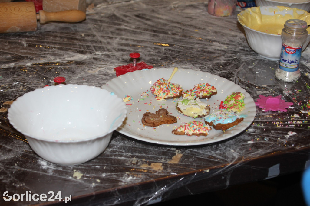 Pieczenie pierniczków na osiedlu Magdalena