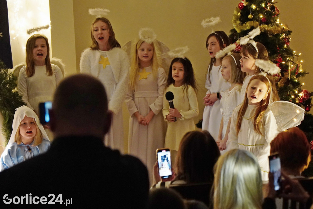 Jasełka Klubu Osiedlowego Hallerówka  (21.12.22r.)