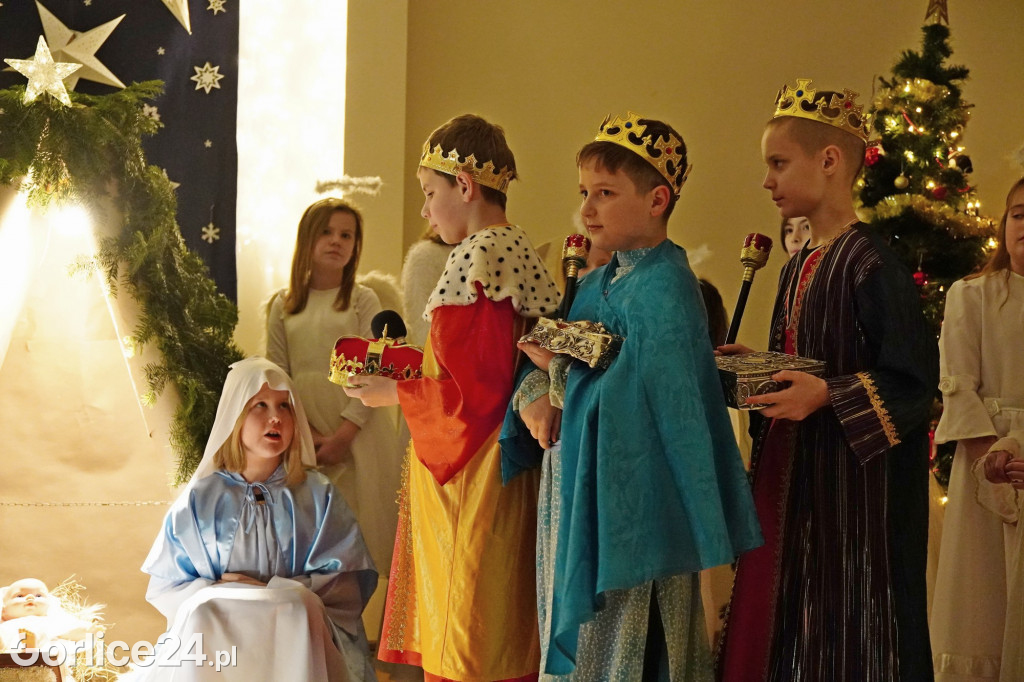 Jasełka Klubu Osiedlowego Hallerówka  (21.12.22r.)