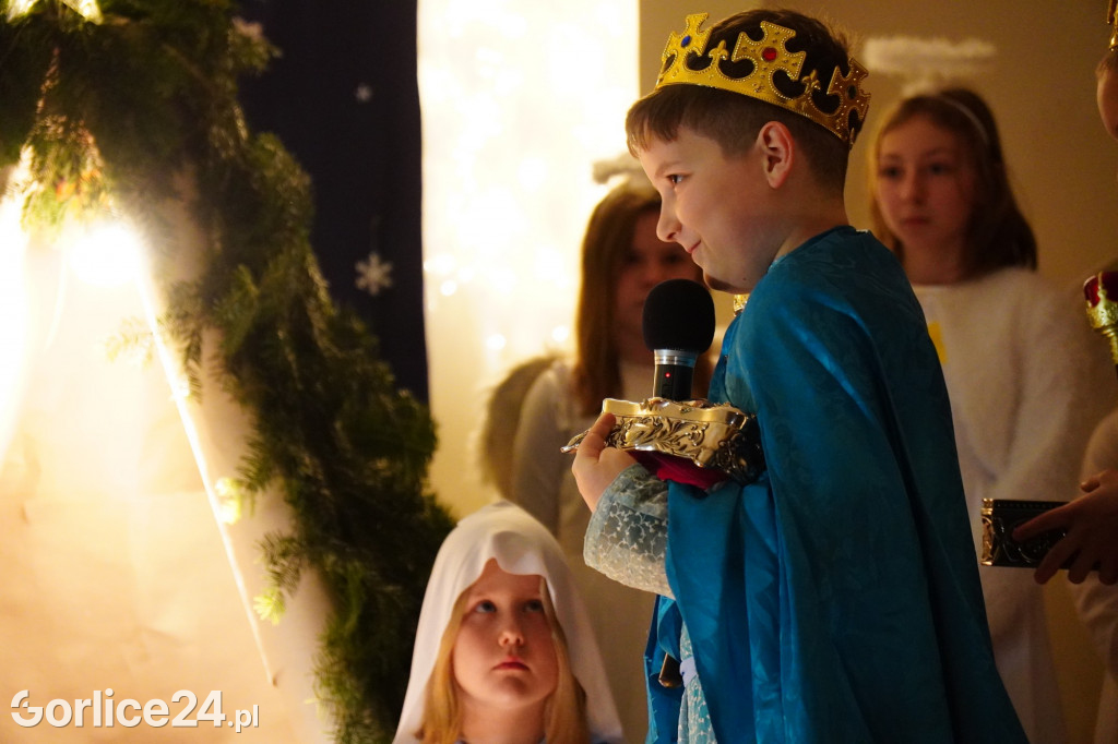 Jasełka Klubu Osiedlowego Hallerówka  (21.12.22r.)