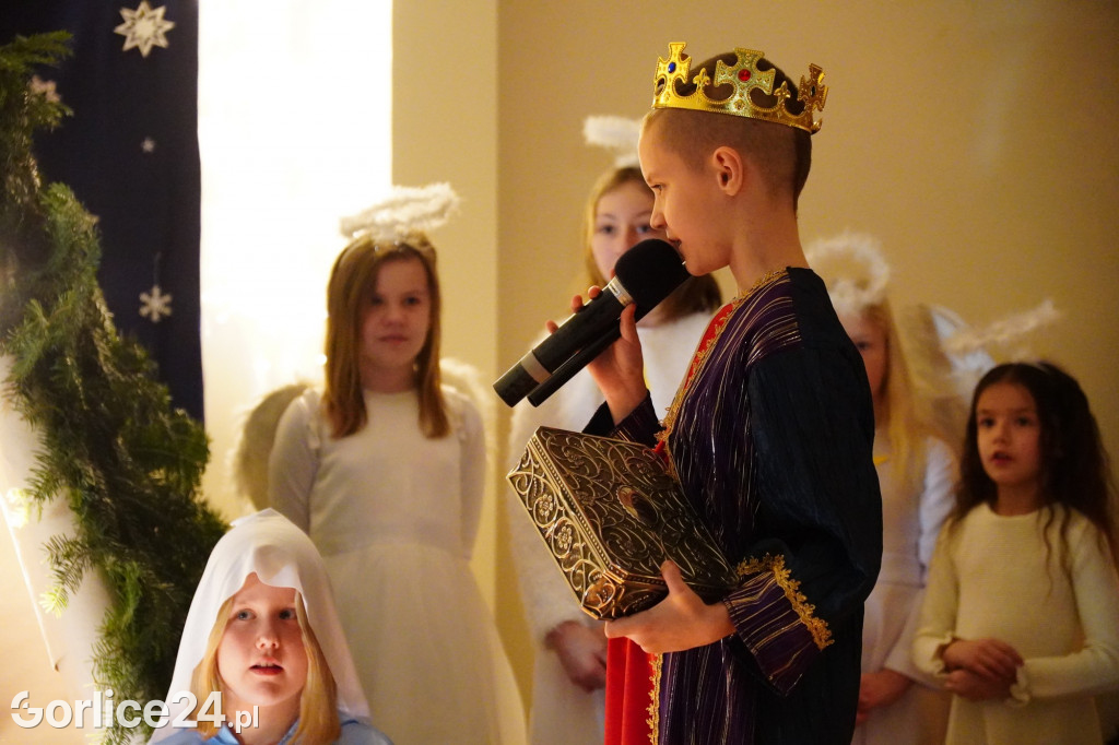 Jasełka Klubu Osiedlowego Hallerówka  (21.12.22r.)