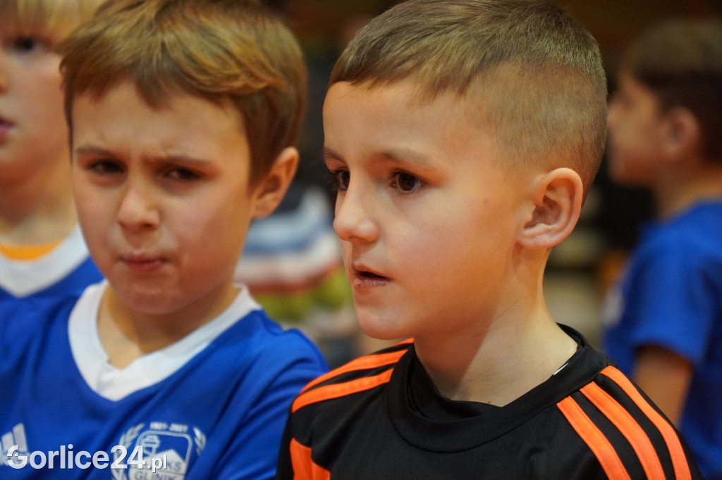 Mikołaj odwiedził najmłodszych piłkarzy Glinika