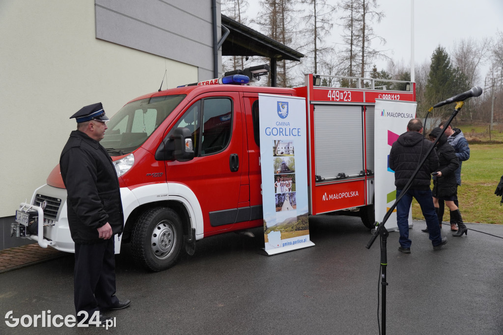 OSP w Dominikowicach otrzymało nowy wóz bojowy! [FOTO]