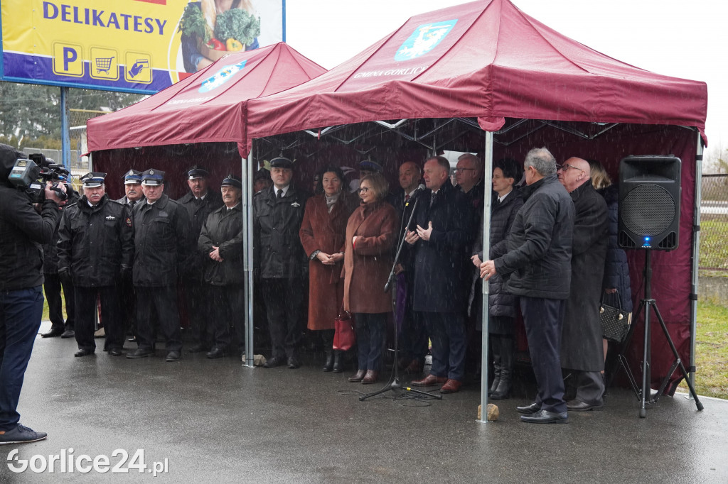 OSP w Dominikowicach otrzymało nowy wóz bojowy! [FOTO]