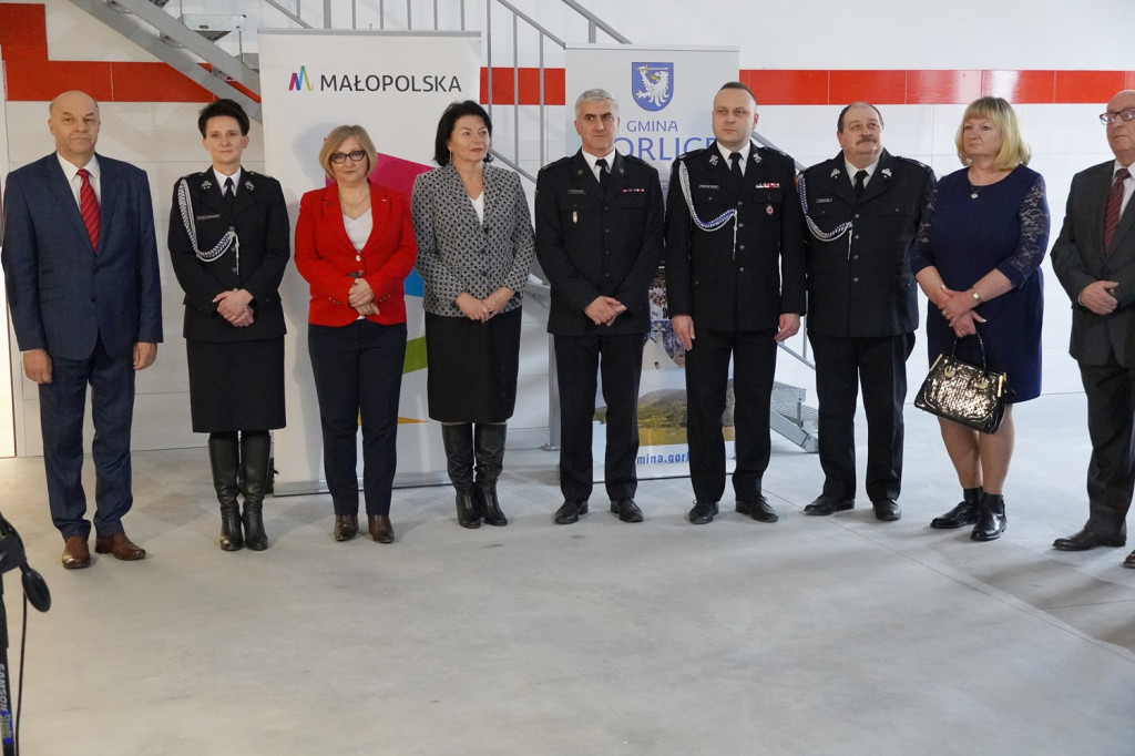  Strażacy z Klęczan mają swoją remizę!