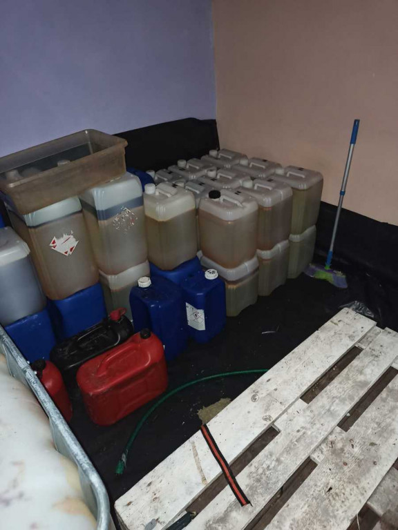 Policja zlikwidowała linię produkcyjną narkotyków