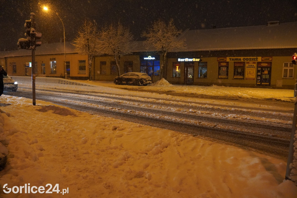 Zimowe utrudnienia na  gorlickich drogach