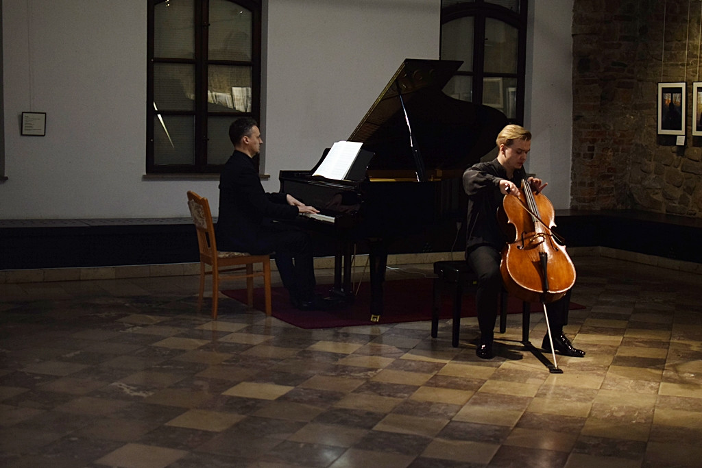 Koncert dla Gorlic - Adamczak i Dziad (07.02.)