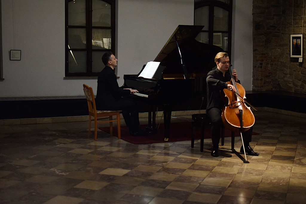 Koncert dla Gorlic - Adamczak i Dziad (07.02.)