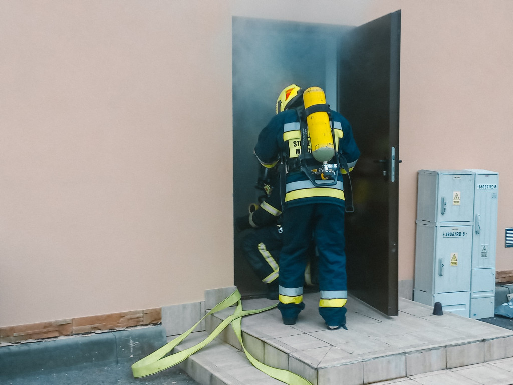 Ćwiczenia strażaków w Moszczenicy (18.02.)